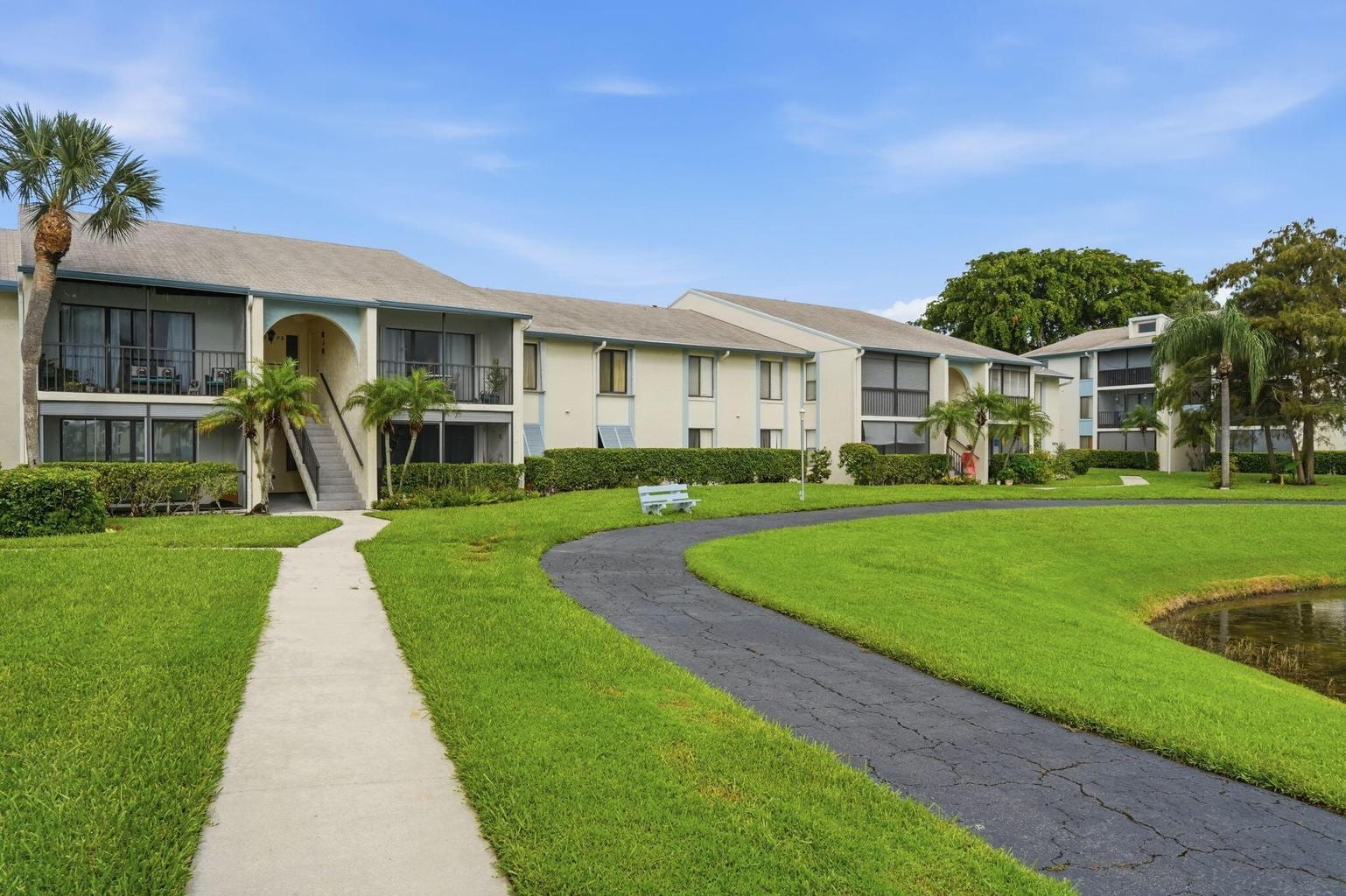 Building Photo - 1104 Green Pine Blvd