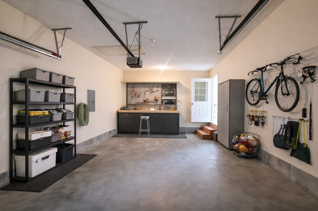 Building Photo - Welcome Home to Comfort, Space & Charm!