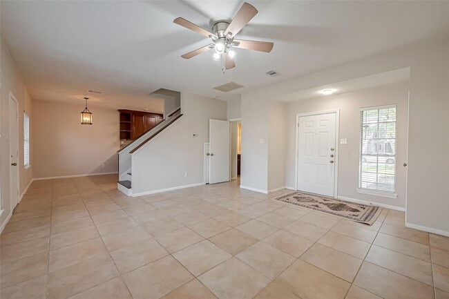 Building Photo - 18339 Beaverdell Dr