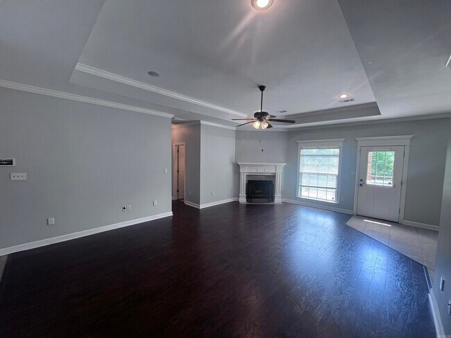 Building Photo - 516 Crepe Myrtle Loop