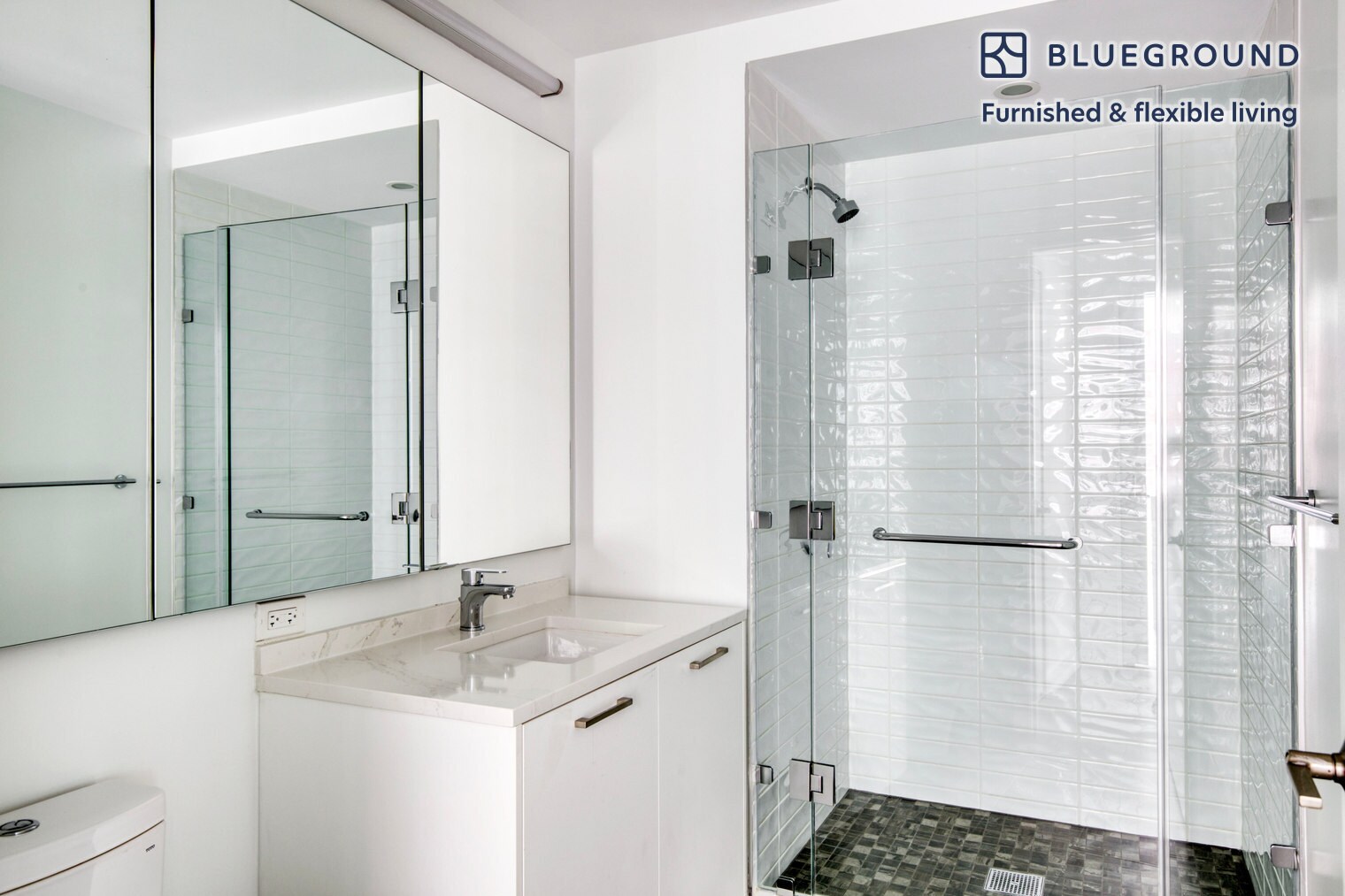 Building Photo - 949 1st St SE