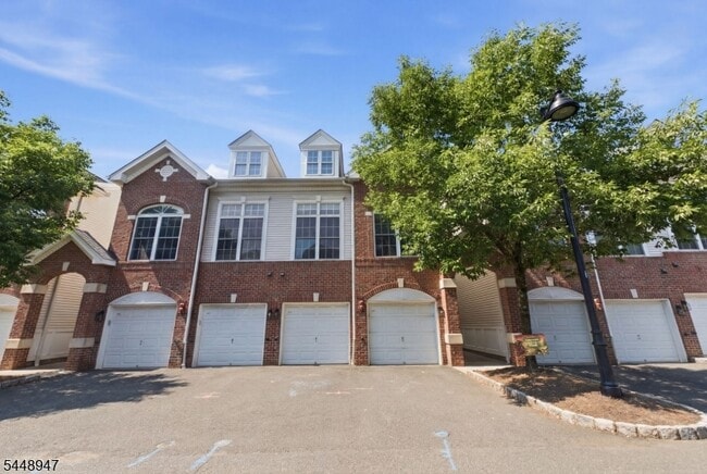 Building Photo - 408 Donato Cir