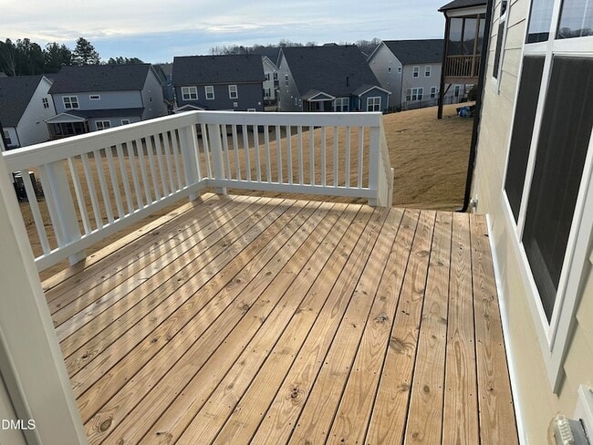 Building Photo - 11 Allgood St