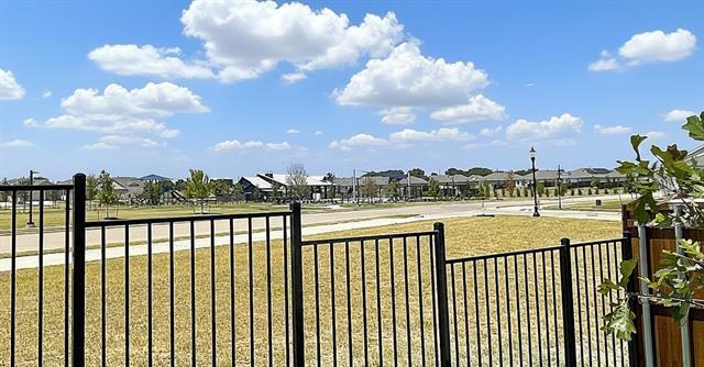 Building Photo - 3185 Campeiro Ave
