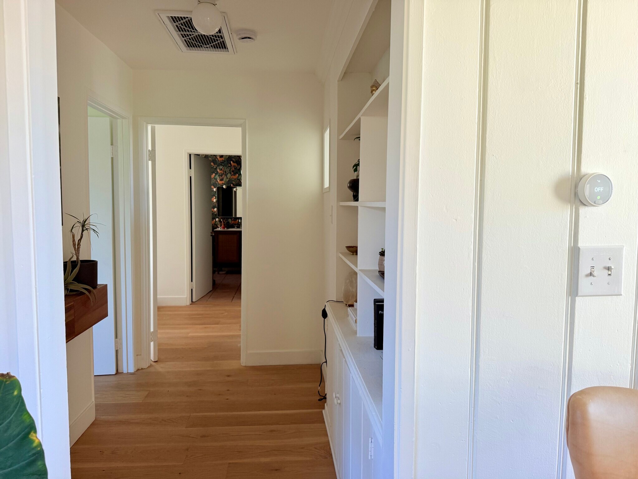Building Photo - 2300 Pisani Pl