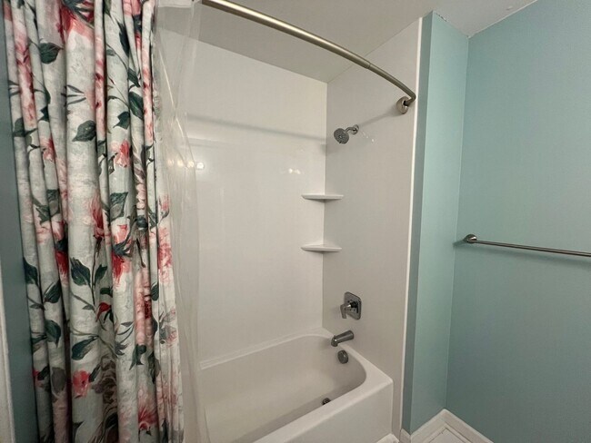 Building Photo - Charming 3BR House in Raleigh