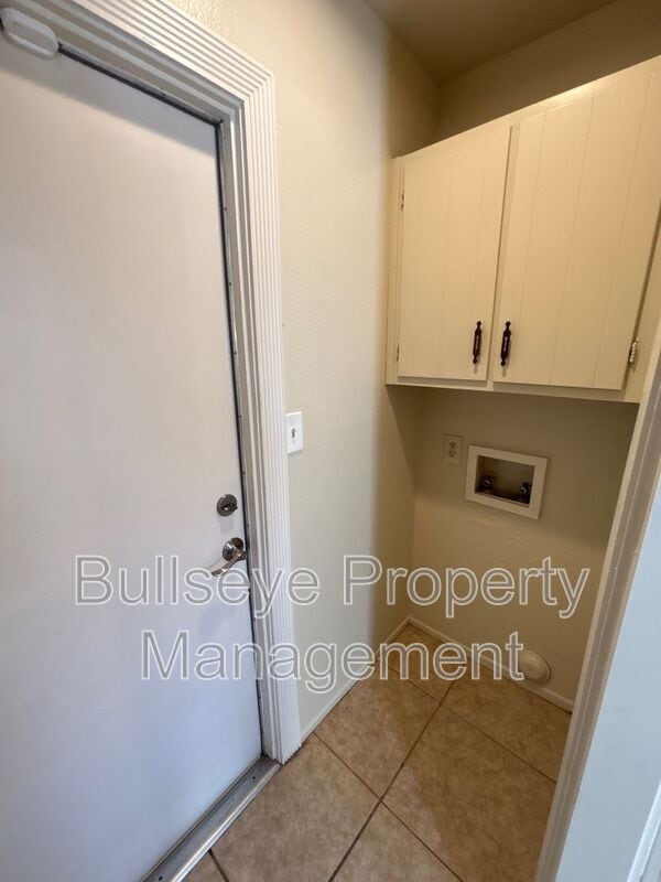 Building Photo - 4625 N 75th Ln