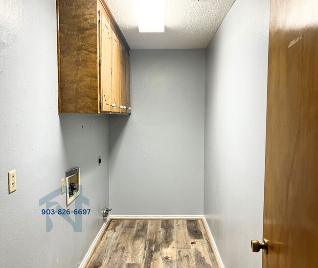 Building Photo - 103 Country Estate Dr