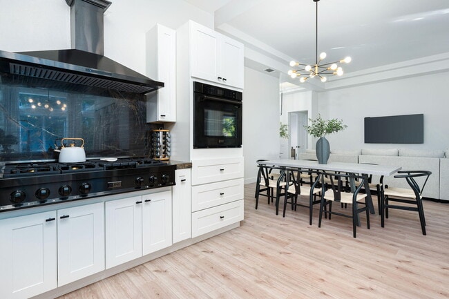 Building Photo - 78217 Willowrich Dr