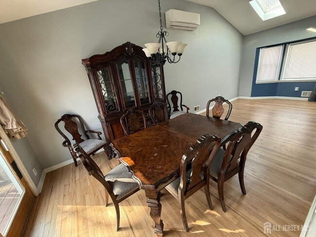 Building Photo - 25 Bartman Rd