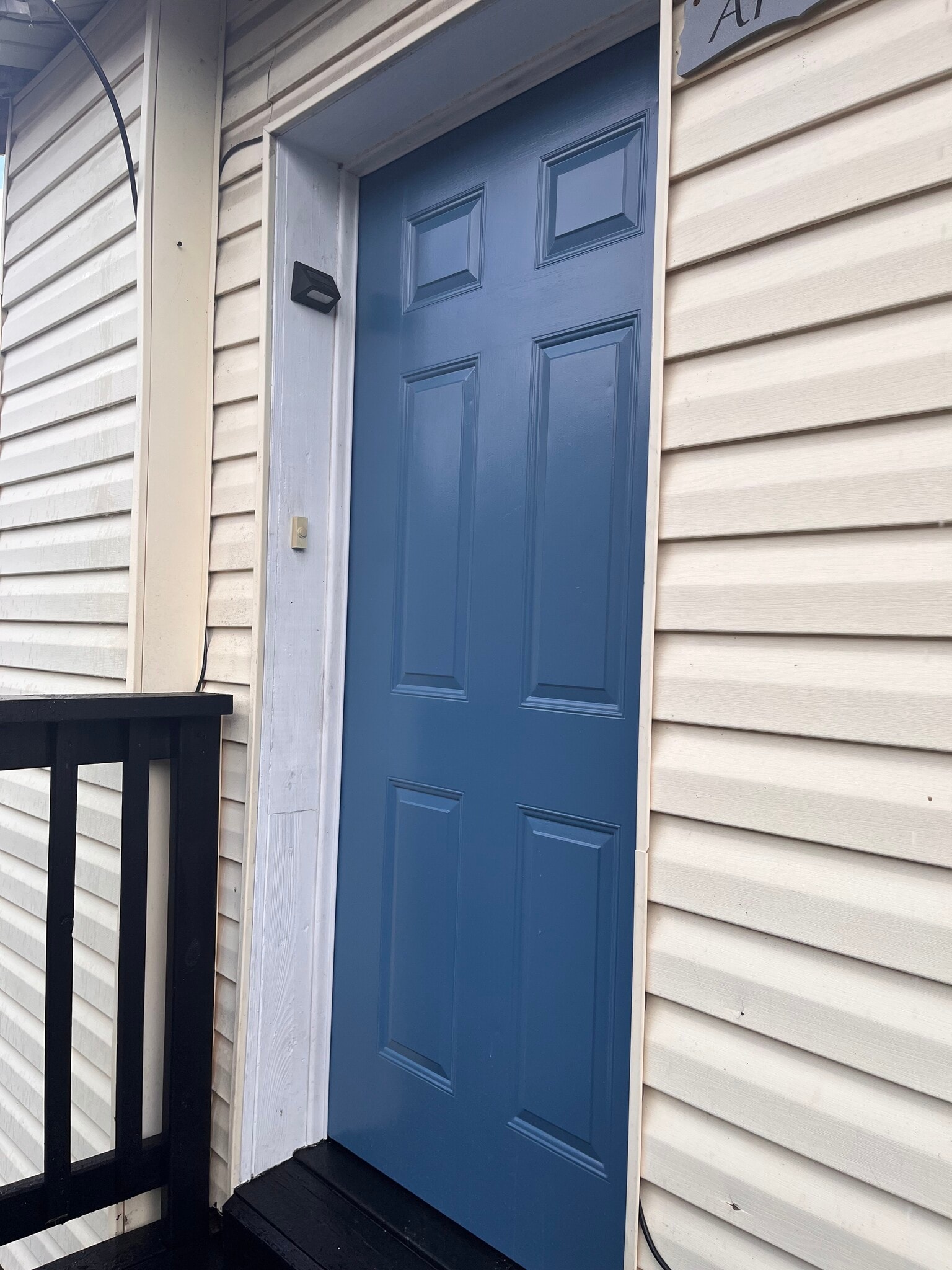 Front door of apartment B - 710 W Canal St