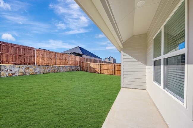 Building Photo - 2810 Woodbrook Dr