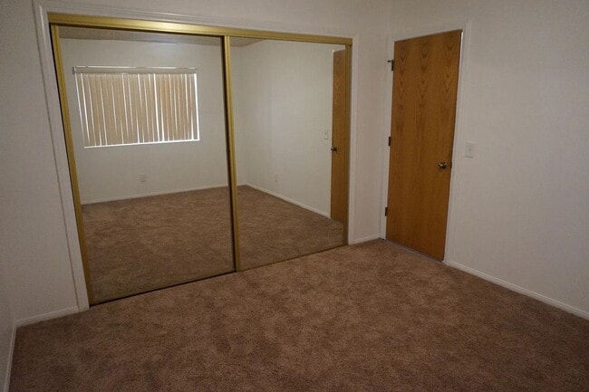 Building Photo - 3 Bedroom In San Jacinto