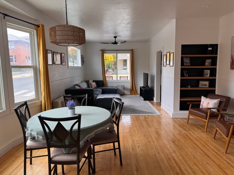 Dining & Living Area - 858 W Silver St