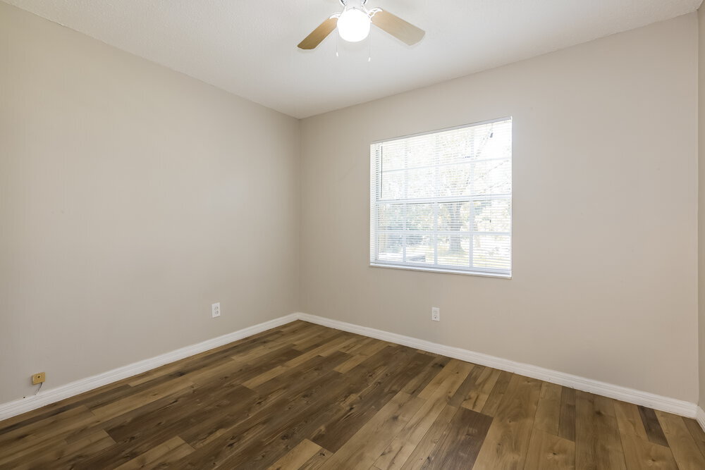 Building Photo - 1687 Palm Leaf Dr