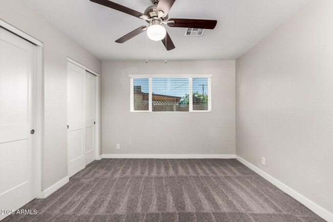 Building Photo - 331 E Continental Dr