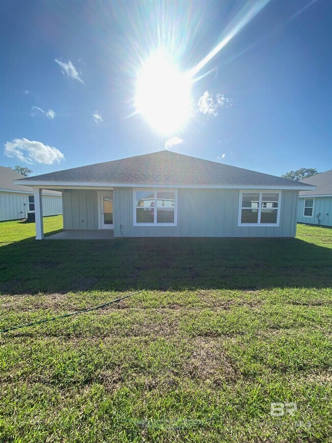 Building Photo - 270 Preston Wy