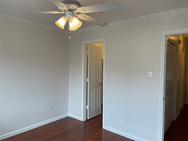 Building Photo - 11735 Alief Clodine Rd