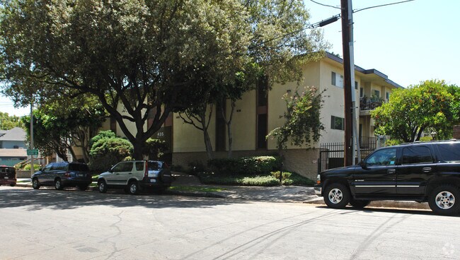 Building Photo - 435 N Euclid Ave