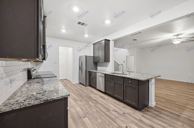 Building Photo - 238 Enchanted Way