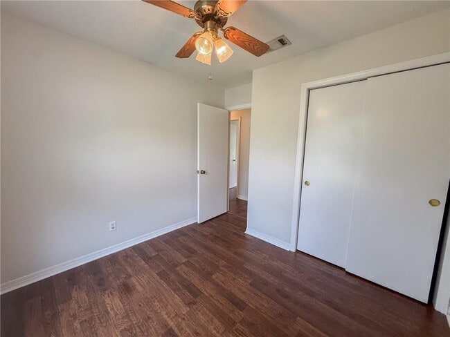 Building Photo - 8613 McAllister Dr