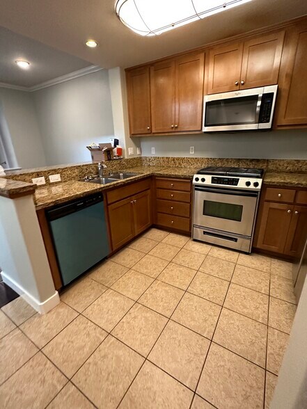 Building Photo - 6088 Old Quarry Loop