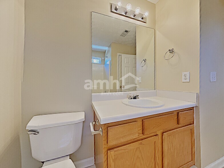 Building Photo - 836 Windcroft Cir NW