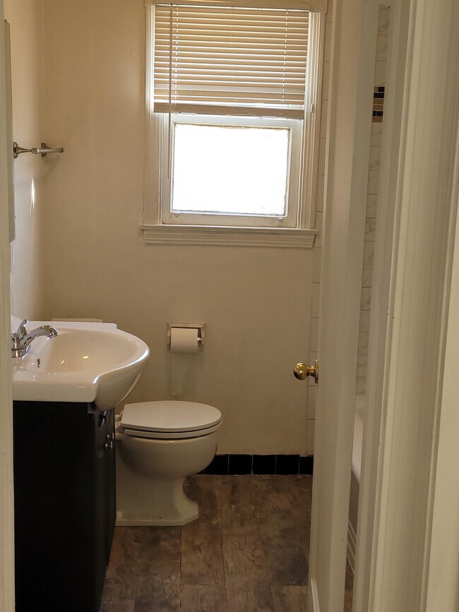 Building Photo - 4105 22nd St