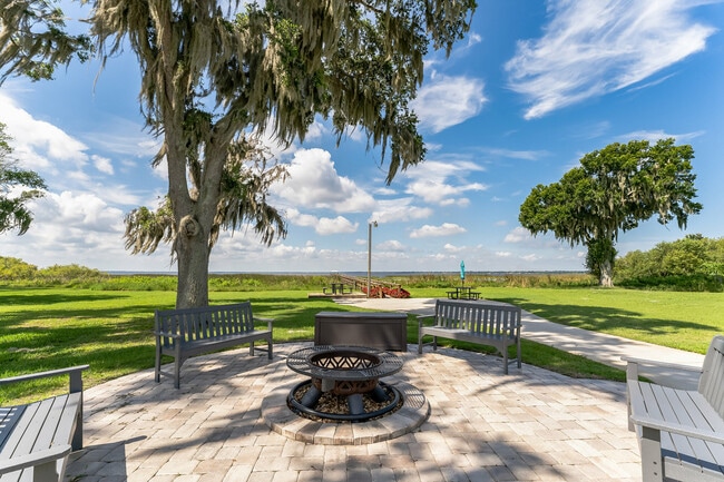Building Photo - 3104 Walden Shores Blvd