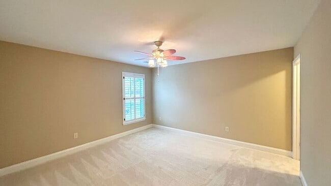 Building Photo - Stunning Cumming Executive Home, Hand Scraped Hardwoods, Custom Upgrades!