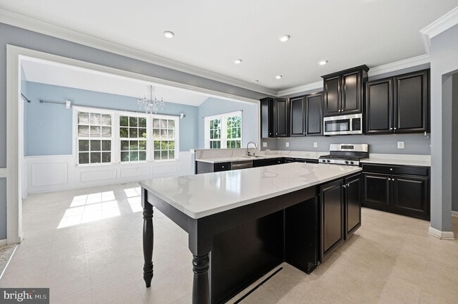 Building Photo - 687 Blossom Tree Rd