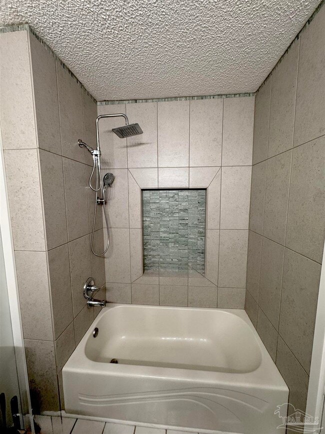 Building Photo - 3585 Riddick Dr