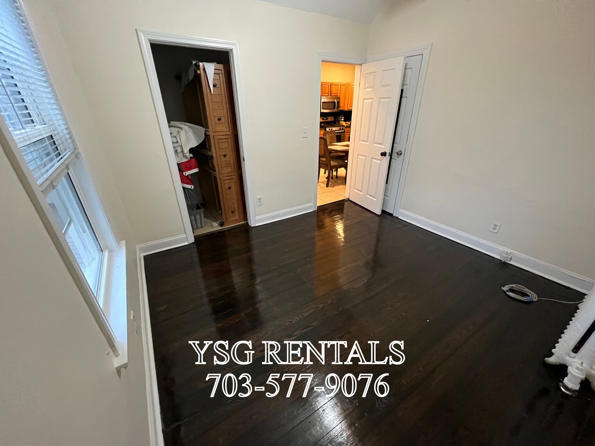 Building Photo - 9 Sunset St