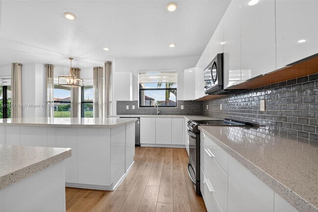 Building Photo - 7176 Sandgrace Ln