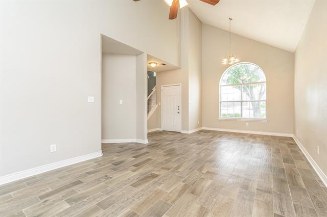 Building Photo - 7006 Cottonwood Cir