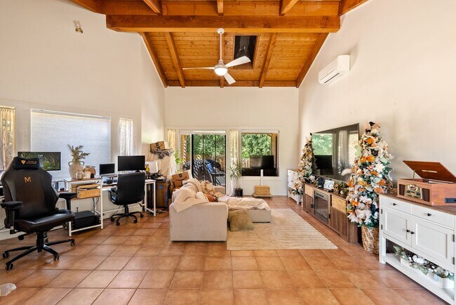 Building Photo - 3700 Las Pilitas Rd