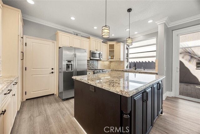 Building Photo - 406 Goldenwest St