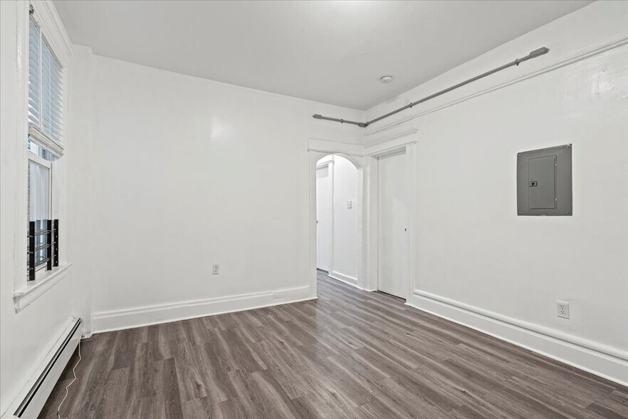 Building Photo - 871 S 19th St