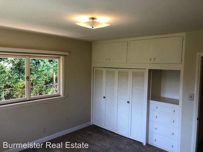 Building Photo - 3 br, 2.5 bath House - 1722 Grandview Street