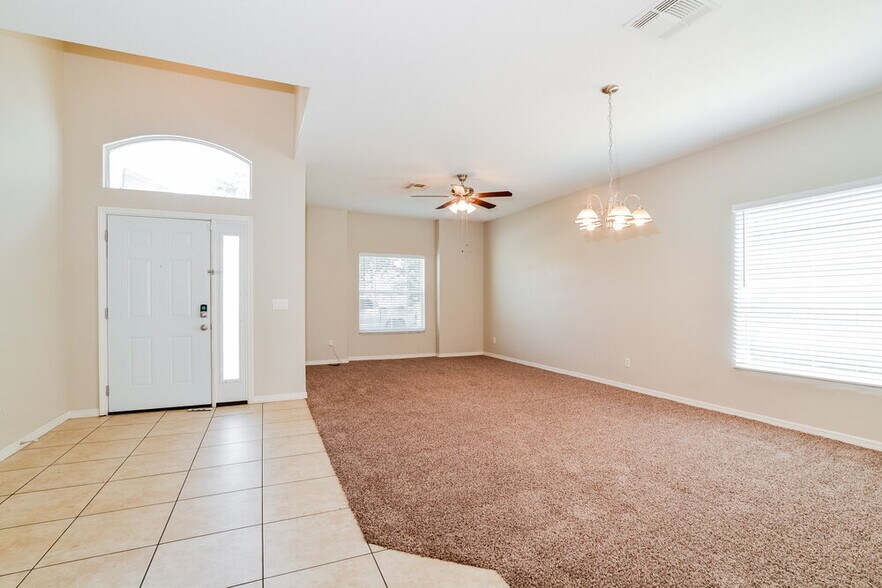 Building Photo - 184 Aurelia Ct
