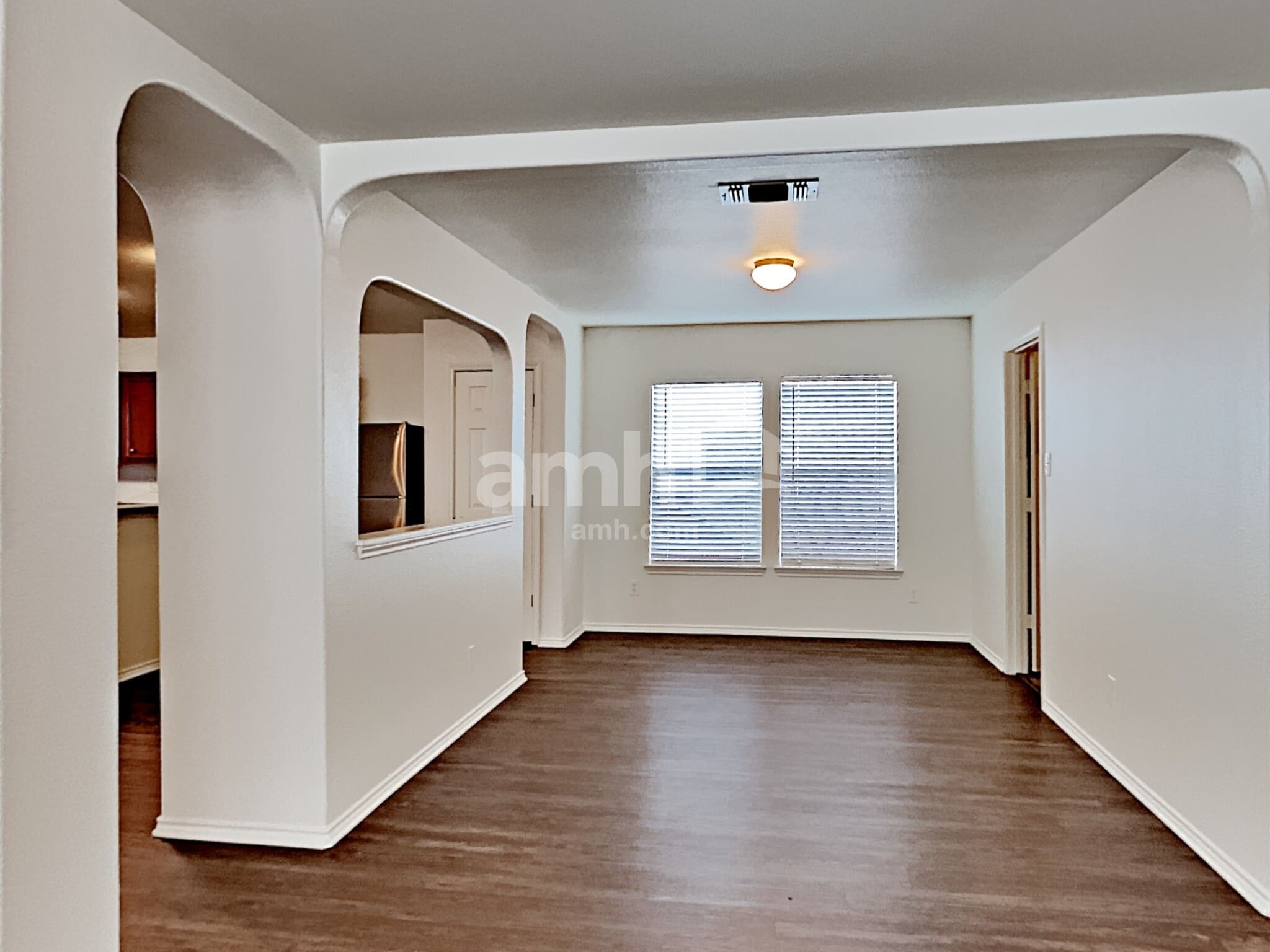 Building Photo - 742 Pinafore St