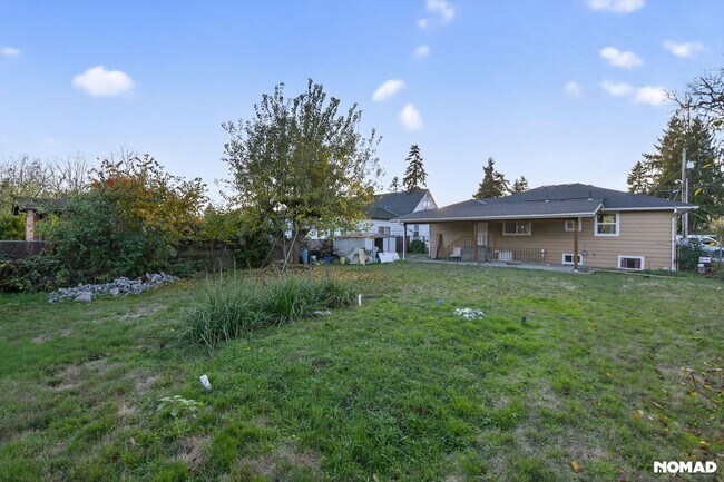 Building Photo - 126 K St NE