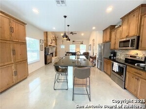 Building Photo - 1910 Fuller Dr