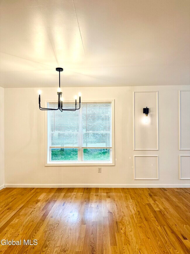 Building Photo - 21 Loughberry Rd