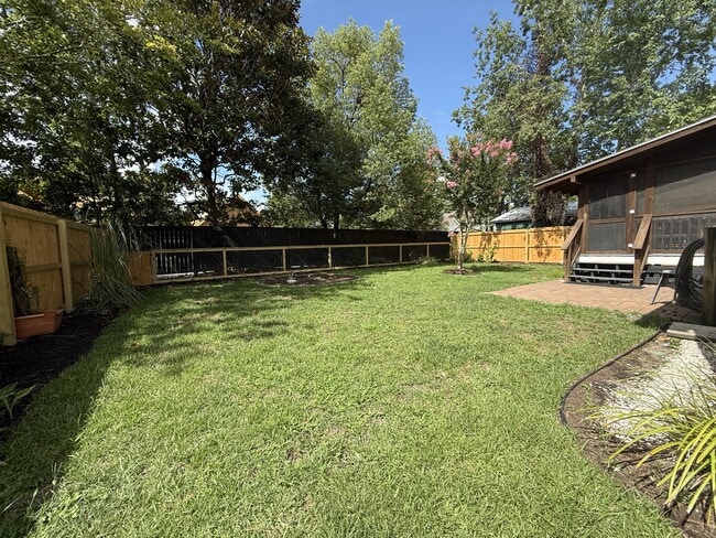 Building Photo - 2717 Oaklawn St