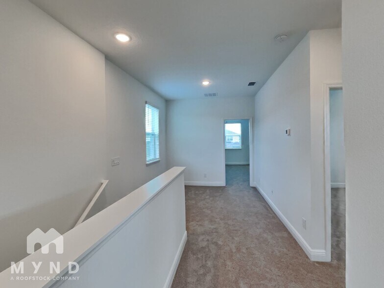 Building Photo - 750 MIDDLETON ST