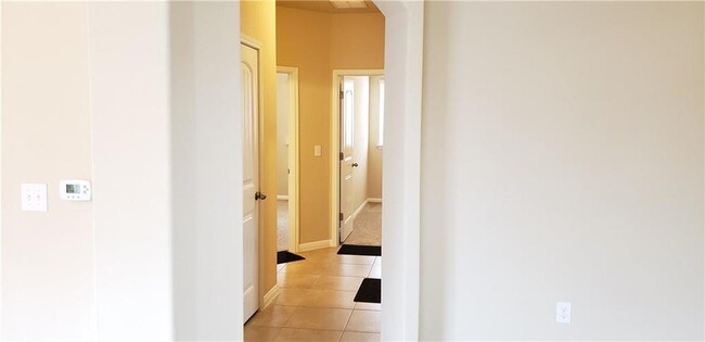 Building Photo - 16405 Pienza Dr