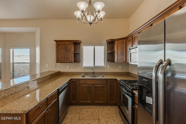 Building Photo - 5505 Ignacio Frias Dr