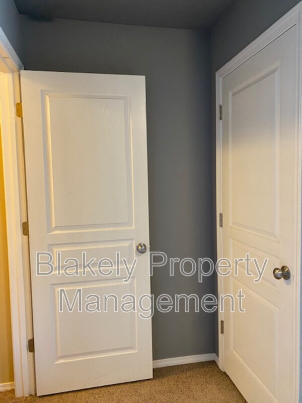 Building Photo - 2923 W Lemhi St