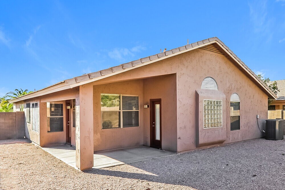 Building Photo - 6490 W Wahalla Ln